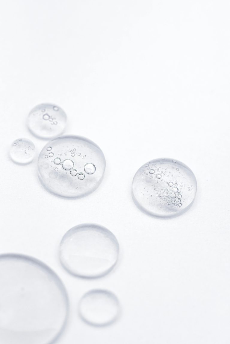 Understanding crosslinked vs. noncrosslinked hyaluronic acid • TopDermal